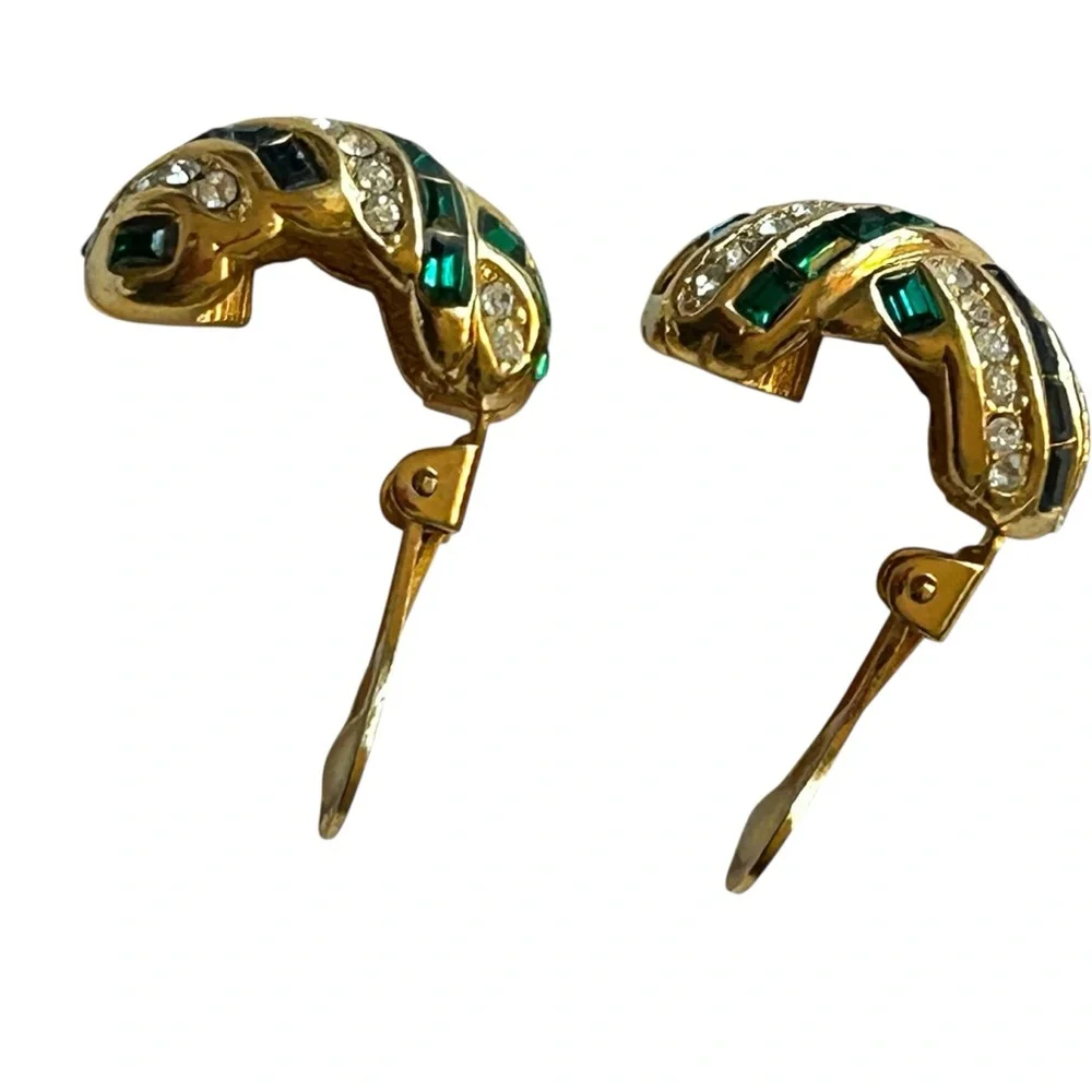 Vintage Dior Clip-On Earrings – Gold Tone Statement Emerald & Sapphire Baguettes - Picture 6 of 8